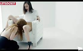 Me provoque e me foda - vídeo pornô lésbico com Jia Lissa